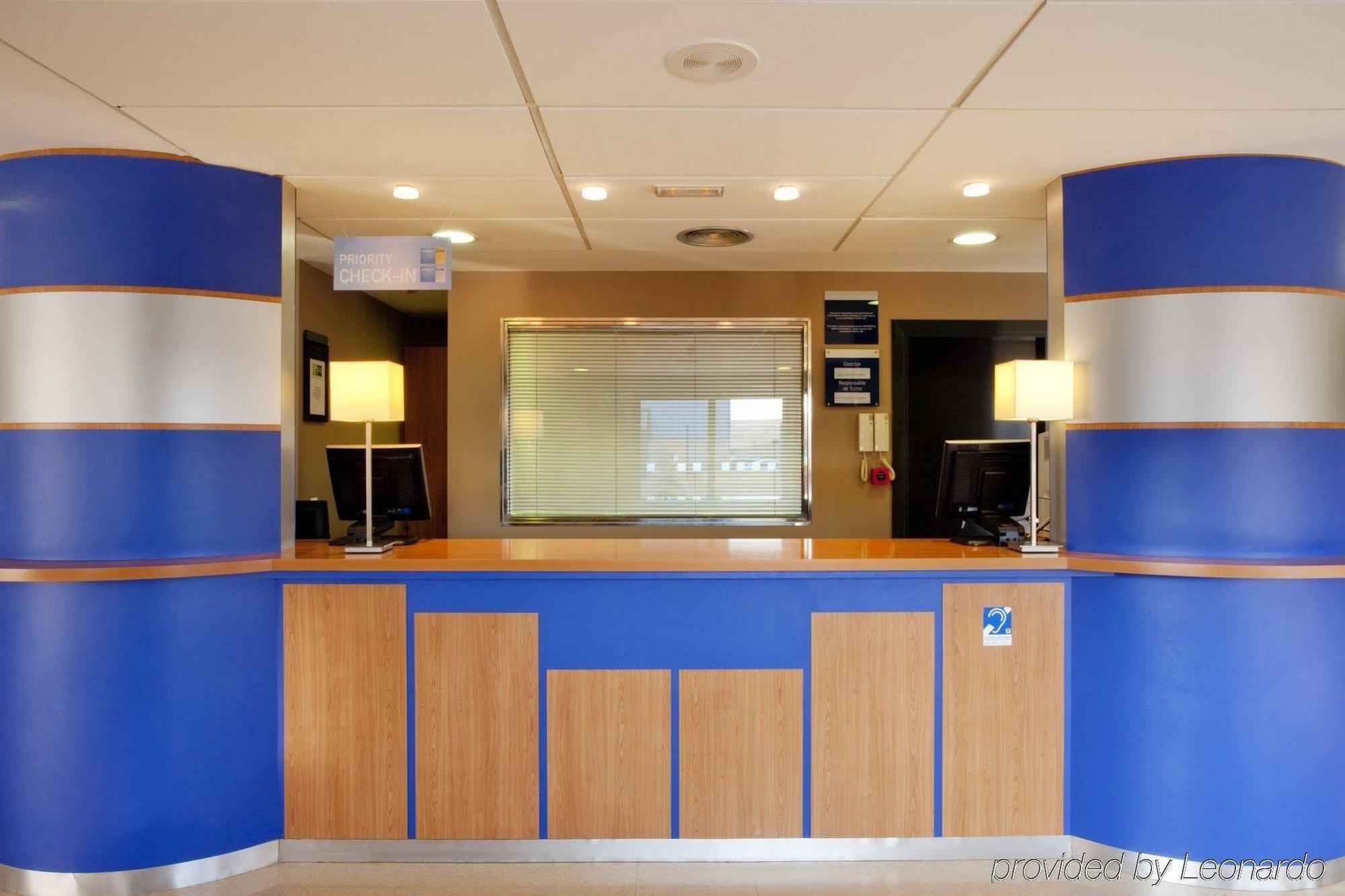 Hotel Onda Castellon Интерьер фото